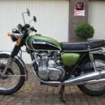 Honda CB500 four 1972 verte