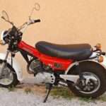 Moto suzuki 125 van van rouge