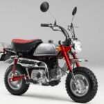 honda z50a rouge et blanc du club moto de frejus